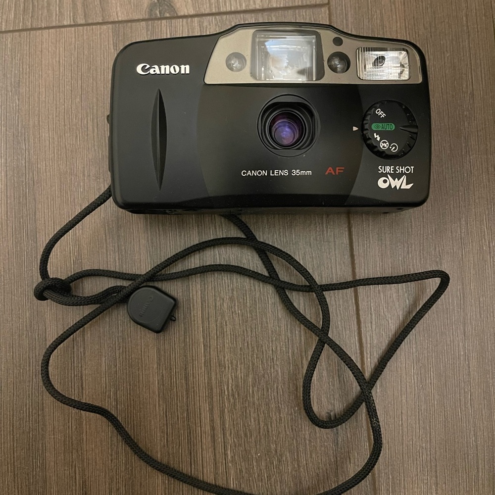 Canon Sure Shot OWL 35mm Point-and-Shoot Camera - Black